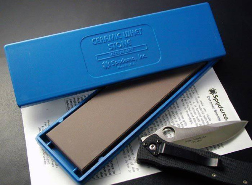  Spyderco Керамический камень (alumina ceramic) BENCH STONE MEDIUM фото 4